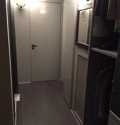 ゲストハウス Suite 4*